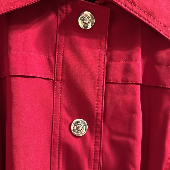Like New! Women’s London Fog SZ L red mid thigh jacket w/ snap buttons & sash. - Picture 4 of 9